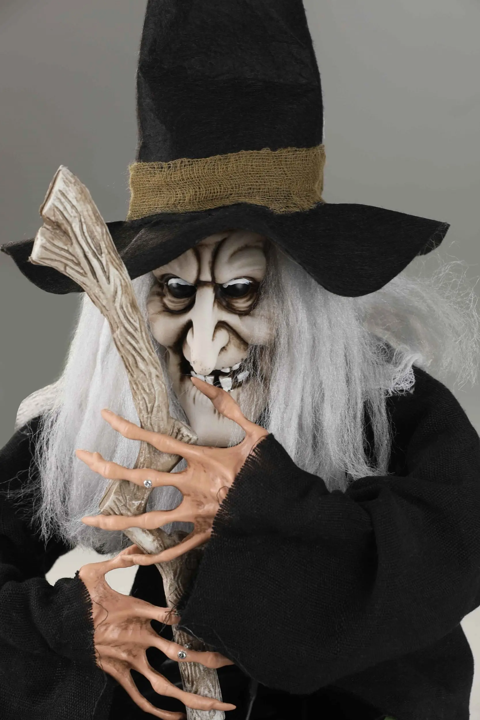 Aroma 17" Brewing Witch With Black Cauldron Decoration 4 Aroma 17" Brewing Witch With Black Cauldron Decoration - Image 2