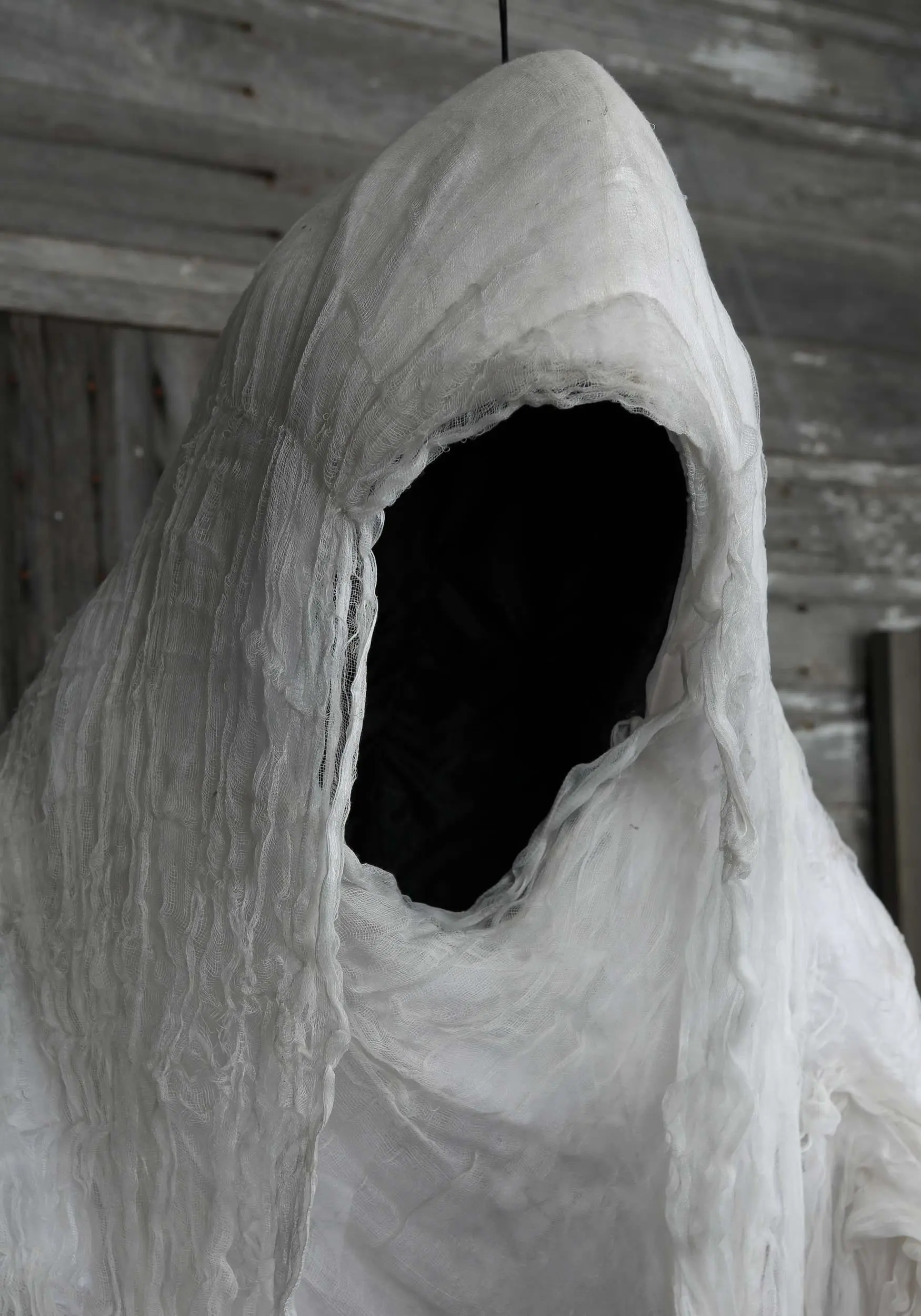 Aroma Large 5FT Hanging Faceless Ghost Halloween Decoration 6 Aroma Large 5FT Hanging Faceless Ghost Halloween Decoration - Image 4