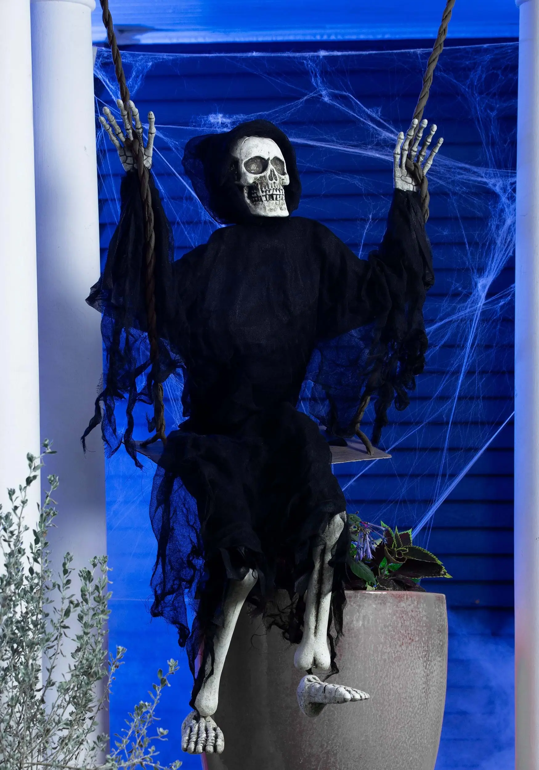 Fun World 60 Inch Swinging Reaper Prop 5 Fun World 60 Inch Swinging Reaper Prop - Image 3
