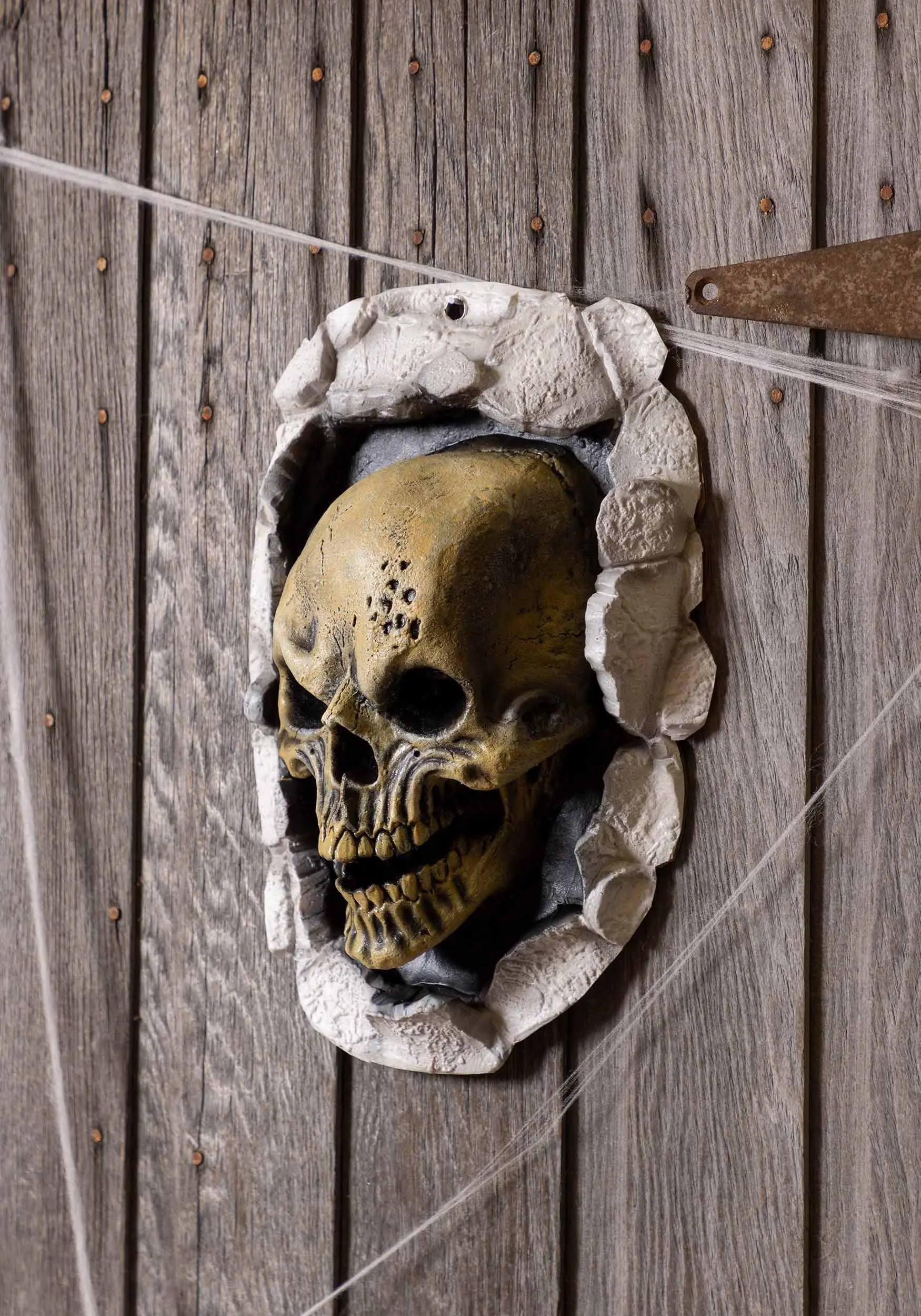 Oktober Studios Scary Skull Wall Decoration 4 Oktober Studios Scary Skull Wall Decoration - Image 2